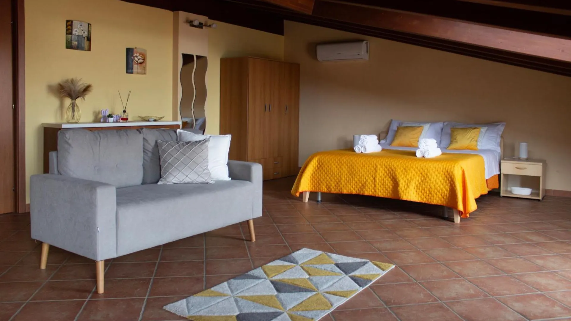 Nazionale Apartment Capri Leone 0*,